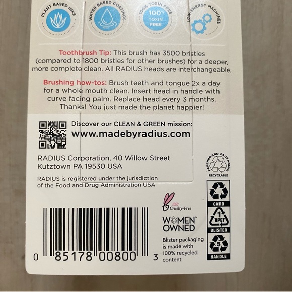 🟢 {3/$15} Radius Tour Travel Brush Toothbrush - Picture 10 of 16